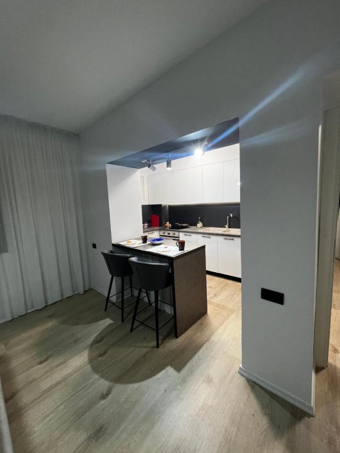 Amion In Center Of Apartamento Tirana