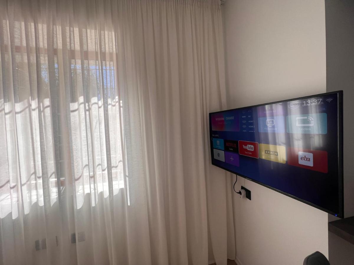 Amion In Center Of Apartamento Tirana